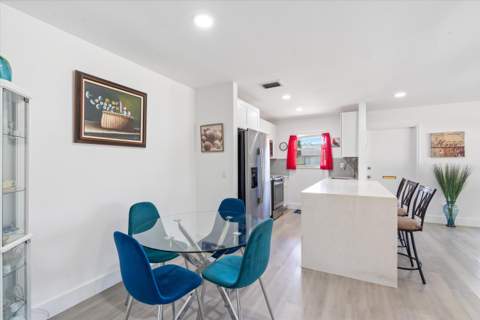 1022 Circle Drive #A, Delray Beach FL - photo 11 of 25