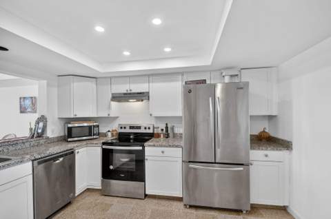 7030 Half Moon Circle #117, Hypoluxo FL - photo 10 of 80