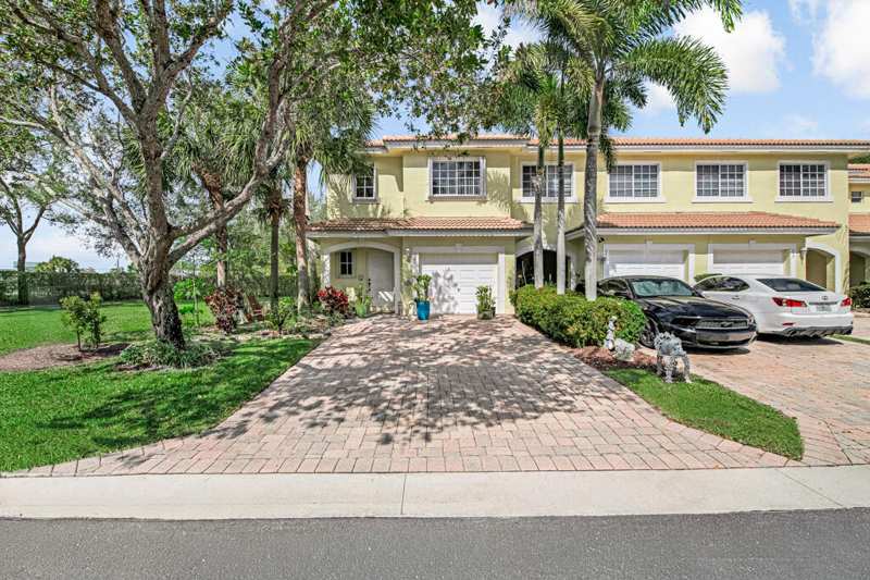 3 bedroom Townhouse at 845 Imperial Lake Road, Waterways Taheri Pud, West Palm Beach — photo 1