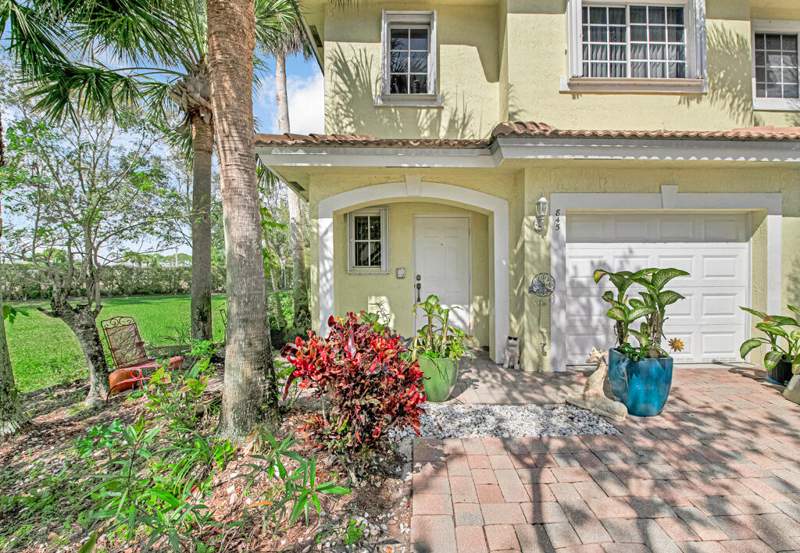3 bedroom Townhouse at 845 Imperial Lake Road, Waterways Taheri Pud, West Palm Beach — photo 4