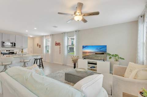 2401 SE Tarvest Way, Stuart FL - photo 17 of 47