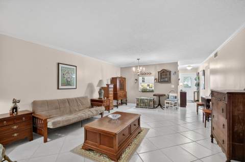 782 Nantucket Circle, Greenacres FL - photo 18 of 41