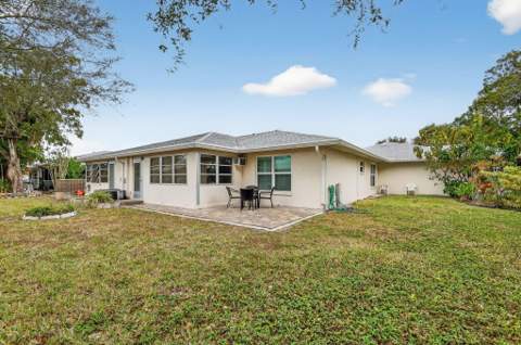 782 Nantucket Circle, Greenacres FL - photo 8 of 41