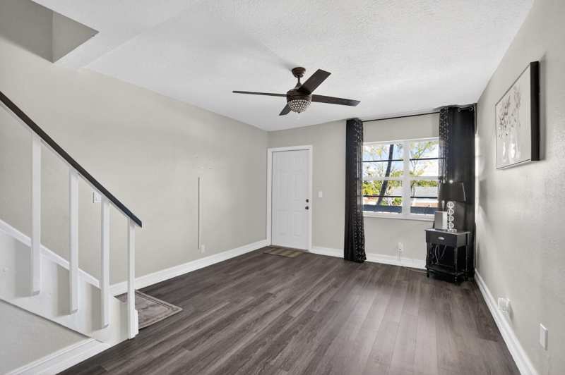 2 bedroom Condominium at 9500 SW 3rd Street #213, Village Green Of Boca Raton Condo, Boca Raton — photo 1