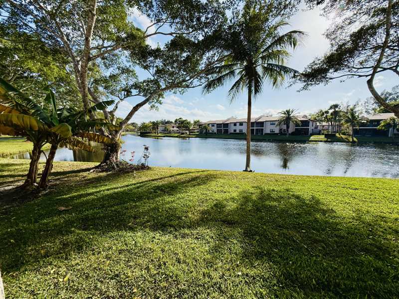 2 bedroom Condominium at 9261 Vista Del Lago #E, Pines Of Boca Lago, Boca Raton — photo 1