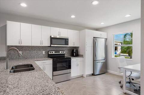 10 Juan Carlos Lane, Port St. Lucie FL - photo 15 of 46