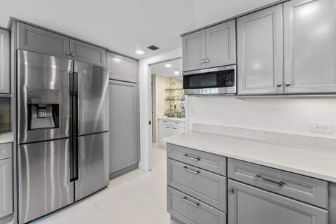 529 S Flagler Drive #8g, West Palm Beach FL - photo 10 of 28