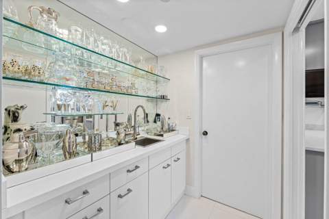 529 S Flagler Drive #8g, West Palm Beach FL - photo 11 of 28