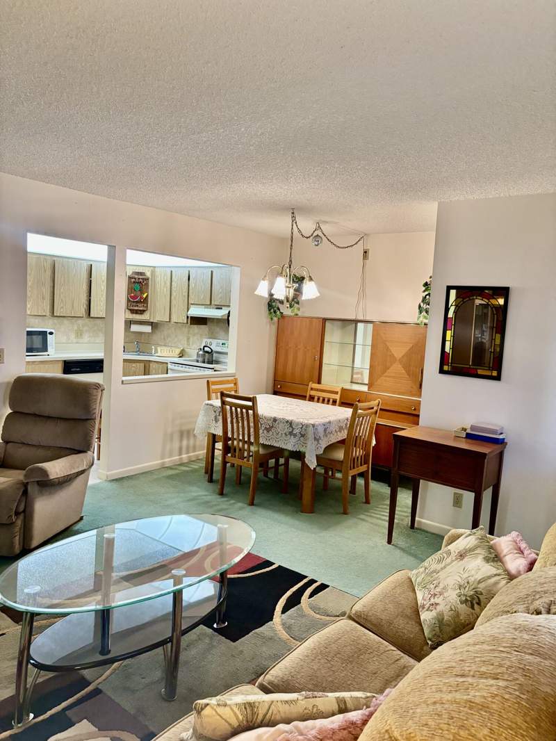 1 bedroom Condominium at 423 Pine Glen Lane #C-1, Pine Ridge South IV Condo, Greenacres — photo 5
