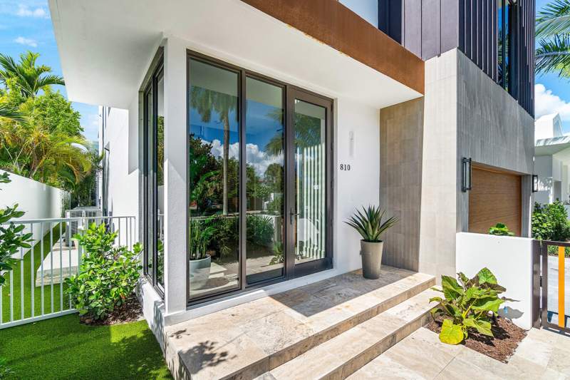 5 bedroom Single Family Residence at 810 Palm Trail, Sophia Frey, Delray Beach — photo 5