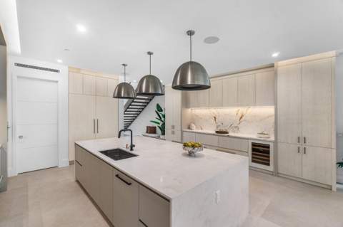 810 Palm Trail, Delray Beach FL - photo 11 of 87