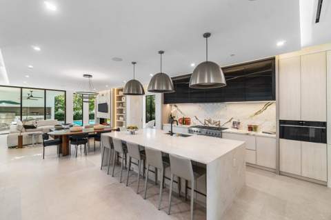 810 Palm Trail, Delray Beach FL - photo 8 of 87