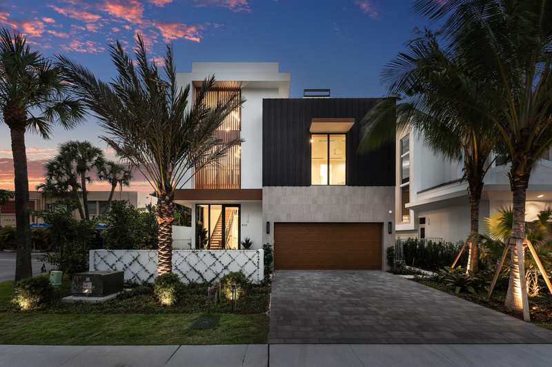 5 bedroom Single Family Residence at 810 Palm Trail, Sophia Frey, Delray Beach — photo 1
