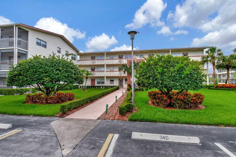 2 bedroom Condominium at 339 Preston I, Preston At Century Village Condo, Boca Raton — photo 4