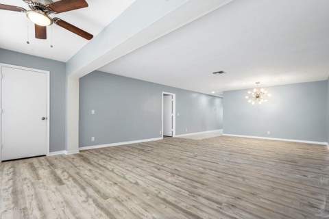 1740 NW 19th Terrace #204, Delray Beach FL - photo 10 of 33