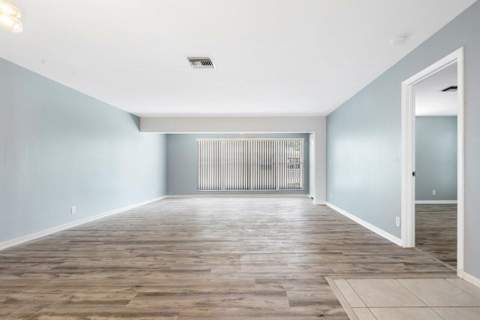 1740 NW 19th Terrace #204, Delray Beach FL - photo 13 of 33