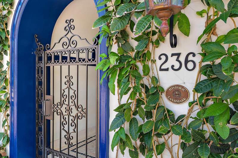 1 bedroom Condominium at 236 Phipps Plaza #101, Pelican Lodge Condo, Palm Beach — photo 3
