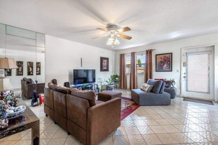 2 bedroom Condominium at 657 Brittany, Kings Point Brittany Condos, Delray Beach — photo 5