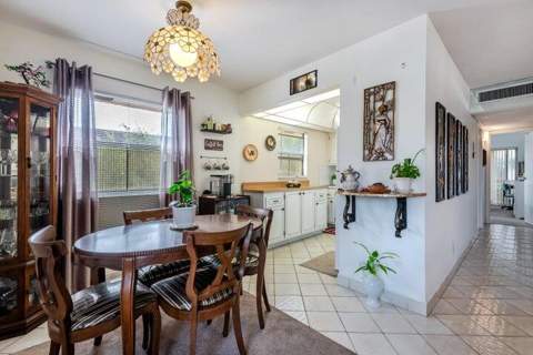 657 Brittany, Delray Beach FL - photo 7 of 41