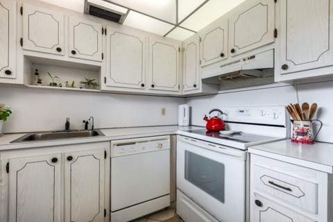 657 Brittany, Delray Beach FL - photo 11 of 41