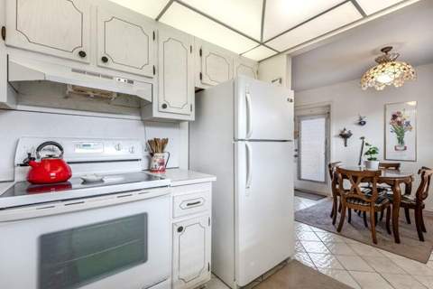 657 Brittany, Delray Beach FL - photo 12 of 41