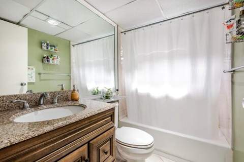 657 Brittany, Delray Beach FL - photo 13 of 41
