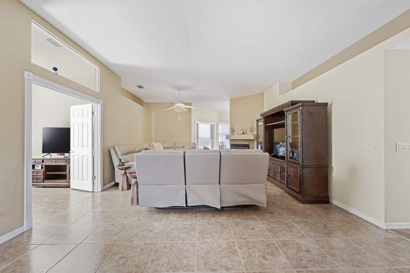2 bedroom Single Family Residence at 640 NW Venetto Court, Kings Isle Phase Iic, Port St. Lucie — photo 5