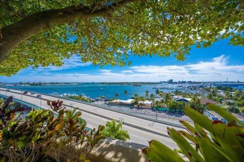2650 Lake Shore Drive #1004, Riviera Beach FL - photo 21 of 23