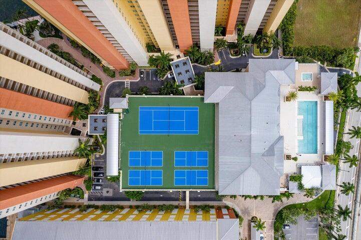 3 bedroom Condominium at 2650 Lake Shore Drive #1004, Marina Grande Riviera Beach Condo, Riviera Beach — photo 4