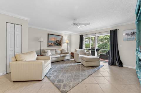 332 Timberwalk Trail #332, Jupiter FL - photo 10 of 48