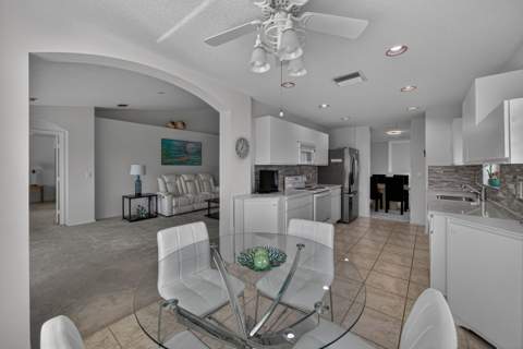 7676 Springwater Place #201, Boynton Beach FL - photo 13 of 44