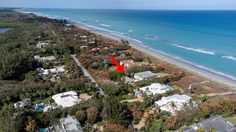 7 bedroom Single Family Residence at 19 N Beach Road, Bon Air Beach, Jupiter Island — photo 3