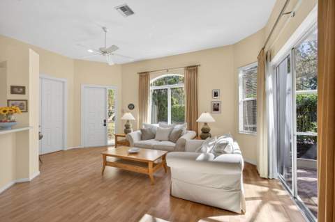 7671 Dahlia Court, West Palm Beach FL - photo 10 of 68