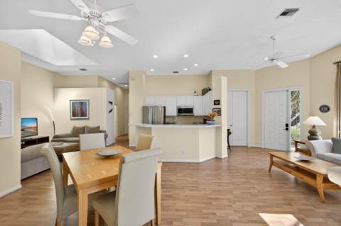 7671 Dahlia Court, West Palm Beach FL - photo 11 of 68