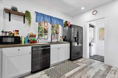 815 Omar Road, West Palm Beach FL - photo 13 of 33