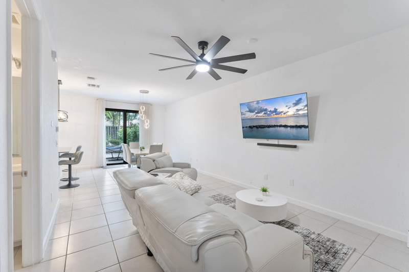 3 bedroom Townhouse at 12826 Anthorne Lane, Cambria Parc, Boynton Beach — photo 3