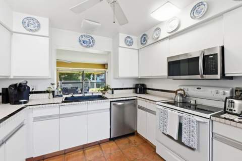 5787 Lakeview Mews Place, Boynton Beach FL - photo 15 of 49