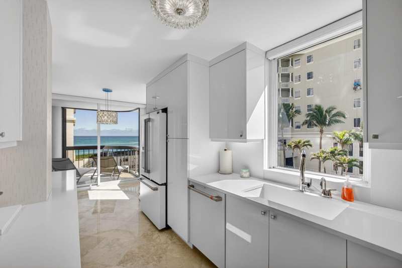 2 bedroom Condominium at 5380 N Ocean Drive #3b, Eastpointe Condo, Singer Island — photo 1
