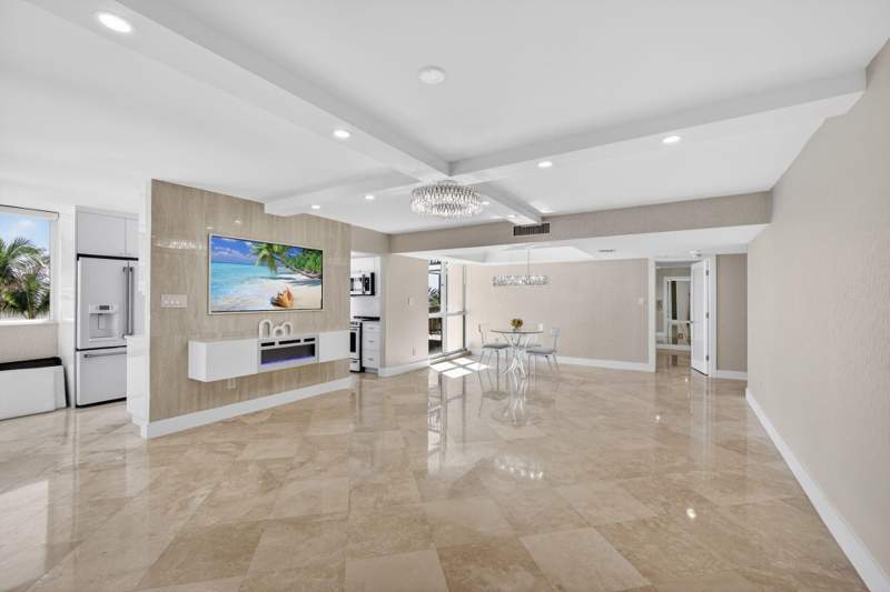 2 bedroom Condominium at 5380 N Ocean Drive #3b, Eastpointe Condo, Singer Island — photo 2