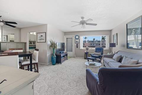 101 Doolen Court #207, North Palm Beach FL - photo 10 of 31