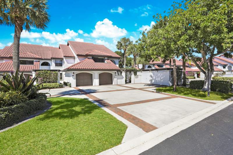 2 bedroom Condominium at 16671 Traders Crossing Crossing #121, Traders Crossing at Jonathan's Landing, Jupiter — photo 4