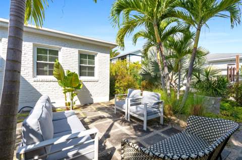 143 Greymon Drive, West Palm Beach FL - photo 12 of 39