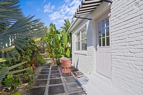 143 Greymon Drive, West Palm Beach FL - photo 16 of 39