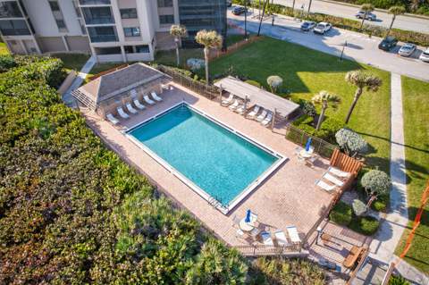 2491 NE Ocean Boulevard #106, Stuart FL - photo 7 of 49