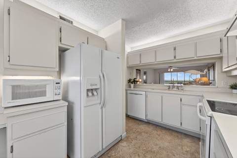 2491 NE Ocean Boulevard #106, Stuart FL - photo 23 of 49