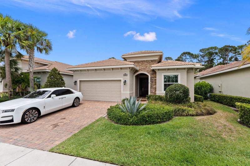 3 bedroom Single Family Residence at 10997 SW Visconti Way, Verano (PGA Village), Port St. Lucie — photo 4