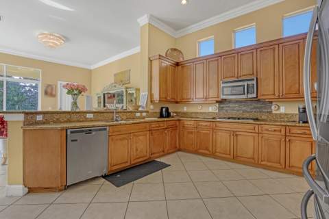 3389 Lago De Talavera, Lake Worth FL - photo 24 of 65