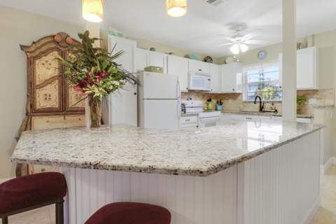 2929 SE Ocean Boulevard #112-2, Stuart FL - photo 11 of 36