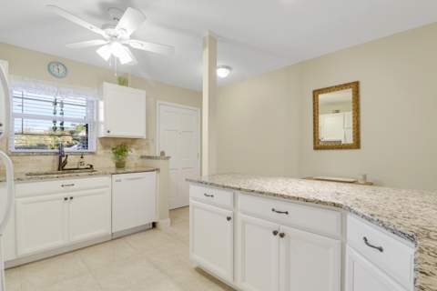 2929 SE Ocean Boulevard #112-2, Stuart FL - photo 13 of 36