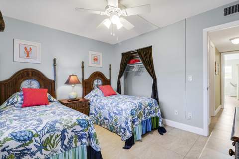 2929 SE Ocean Boulevard #112-2, Stuart FL - photo 22 of 36